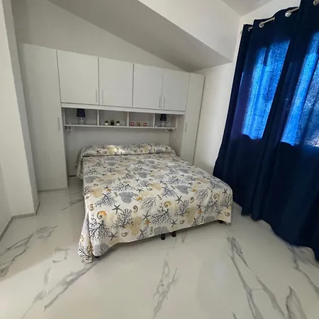 Azzurra *